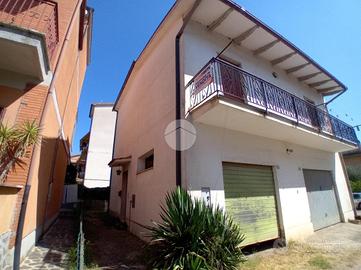 CASA INDIPENDENTE A CASTEL SANT'ELIA