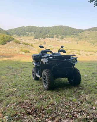 Quad CF 625 touring targa gialla