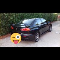 Mitsubishi lancer evo x 