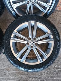 n.4 cerchi volkswagen e gomme invernali
