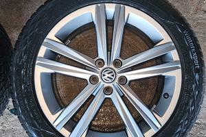 n.4 cerchi volkswagen e gomme invernali