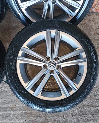 n.4 cerchi volkswagen e gomme invernali