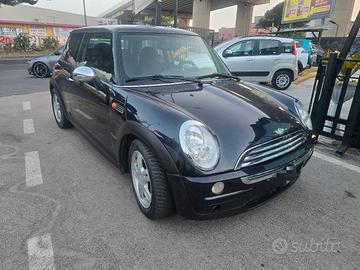 mini cooper 1.4 Diesel 