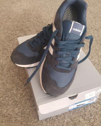 Scarpe Adidas Mod. Run 80S n. 44