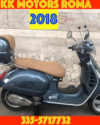 Piaggio Vespa 300 GTS-TOP CASE-PARABREZZA-2018