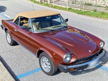 Fiat 124 sport spider Europa