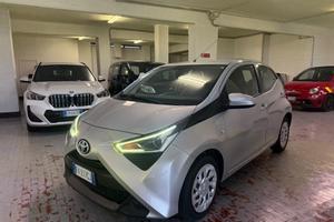 Toyota Aygo 1.0 VVT-i 72 CV 5 porte x-clusiv MMT