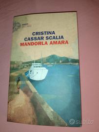 romanzo Mandorla Amara