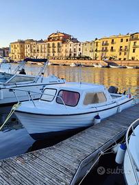 Pilotina VEGA 5,50 f.t.+ motore Tohatzu 40 2 tempi