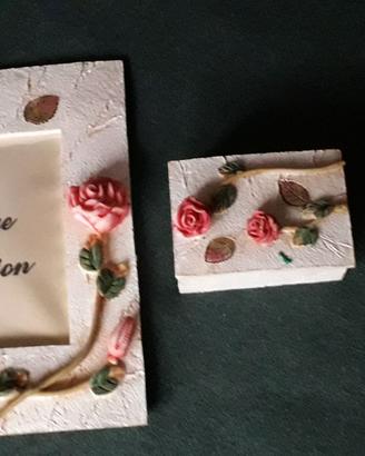 Cornice, orologio e scatoletta in impasto argilla