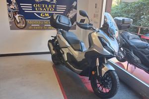 Honda ADV 350 ABS + TCS