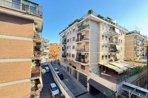 3 LOCALI A ROMA