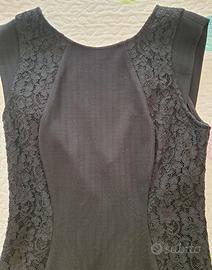 Tubino nero con laterali in pizzo, Marca Marella