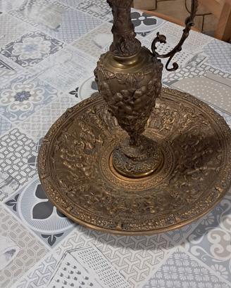 brocca e piatto in bronzo
