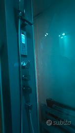 Cabina doccia, cromoterapia 