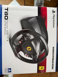 Volante Ferrari con pedali per PlayStation