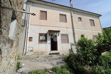4 LOCALI A VIBONATI