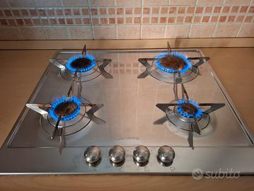 piano cottura 4 fuochi Smeg