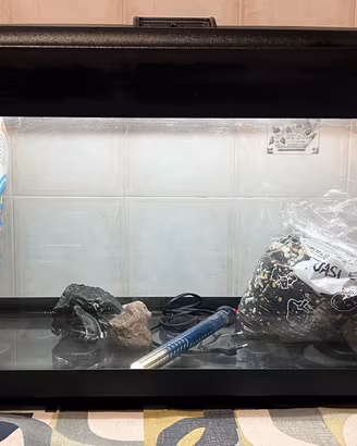 PREZZO SPECIALE ACQUARIO 100 lt € 80