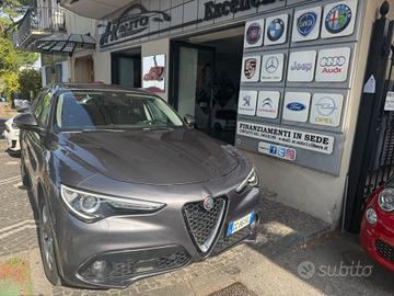 Alfa Romeo Stelvio 2.2 Turbodiesel 160 CV AT8 RWD 