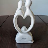 Statuetta di coppia di innamorati in porcellana