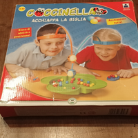 Coccinella acchiappa la biglia