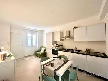 2 locali con cortile