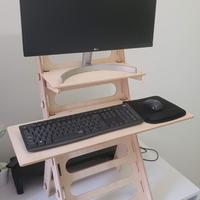 Standing Desk in legno come nuovo