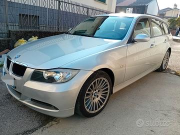 BMW 320 Autom. Telefonare Prima mano 113mila km...
