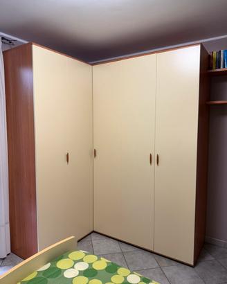 Armadio 5 ante a L + letto singolo per cameretta