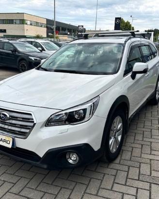 Subaru OUTBACK 2.0d Lineartronic Style - Unico pro