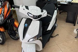 Piaggio Liberty 125 NUOVO 2026 - PERMUTE