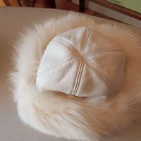 cappelli e stole in pelliccia 
