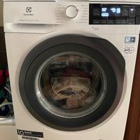Lavatrice Electrolux Serie 600 SensiCare 10 kg