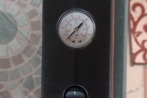 Compressore portatile per auto