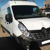 Renault Master 2.3 dCi Frigo incidentato