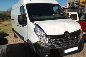 Renault Master 2.3 dCi Frigo incidentato