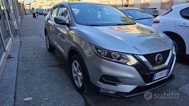 NISSAN Qashqai 1.3 DIG-T 140 CV Business