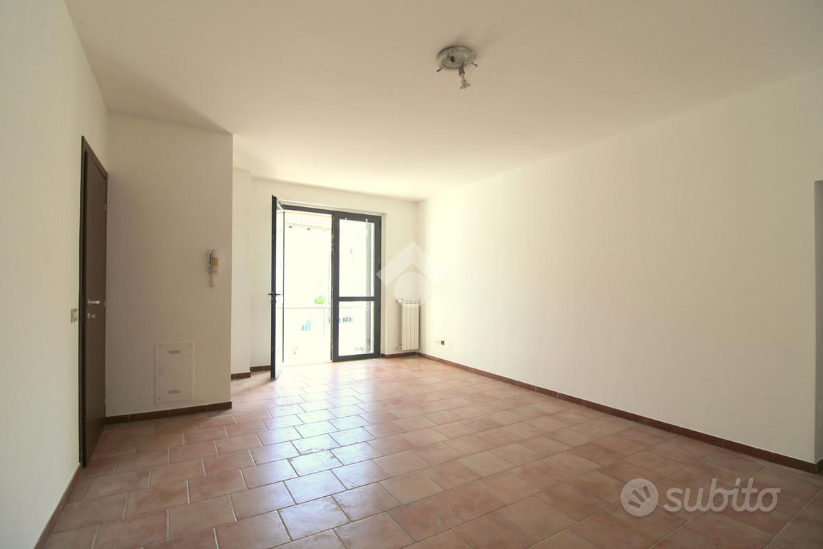 3 LOCALI A NERVIANO - Vista 3