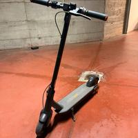 monopattino elettrico ninebot g30 max