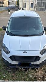 Furgone Ford courrier 1.5