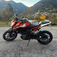 Ktm duke 125 ABS