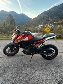 Ktm duke 125 ABS