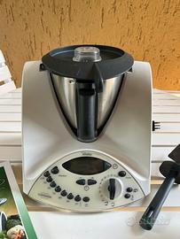 Bimby TM31 Vorwerk con accessori e ricettario