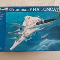 Modellismo 1989 Grumman F-14A TOMCAT Revell