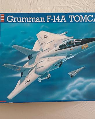 Modellismo 1989 Grumman F-14A TOMCAT Revell