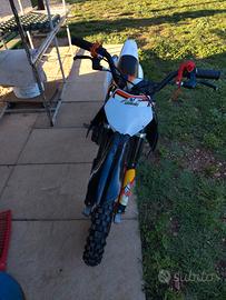 mini cross 50