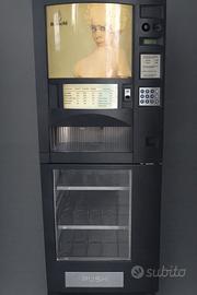 Distributore Snack e Bevande