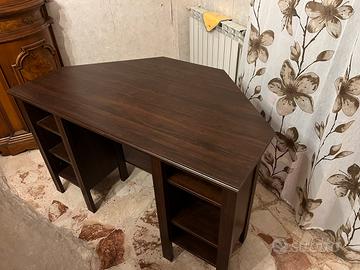 Scrivania angolare Ikea