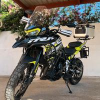 Moto benelli TRK 702x